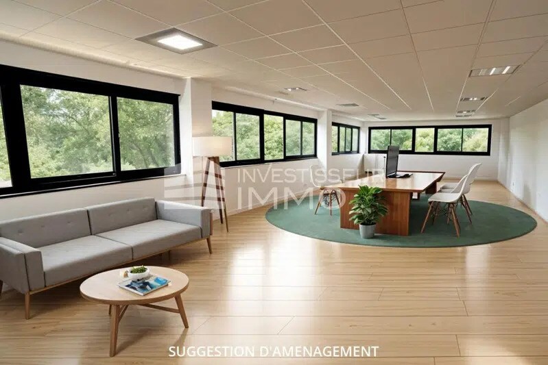 Office in Suresnes for sale Interior Photo- Image 1 of 5