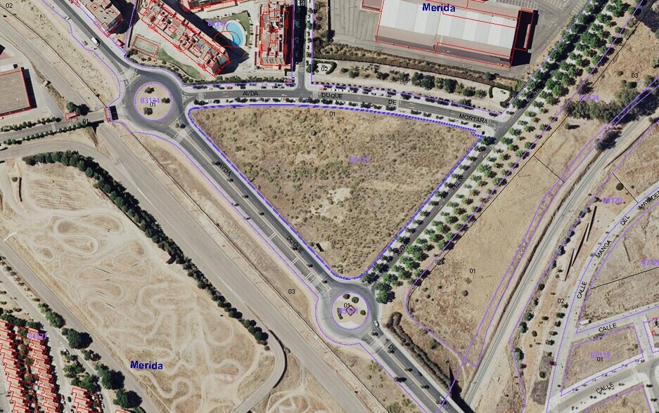 Avenida Duque de Ahumada, s/n, Mérida, Badajoz for sale - Aerial - Image 2 of 4