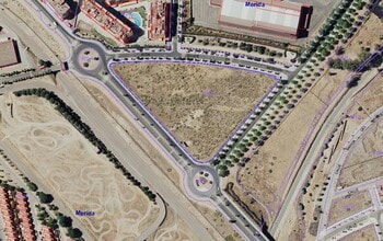 Avenida Duque de Ahumada, s/n, Mérida, BAD - AERIAL  map view