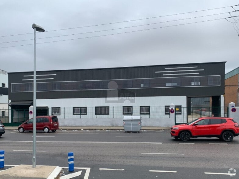 Industrial in Leganés, Madrid for sale - Building Photo - Image 2 of 16