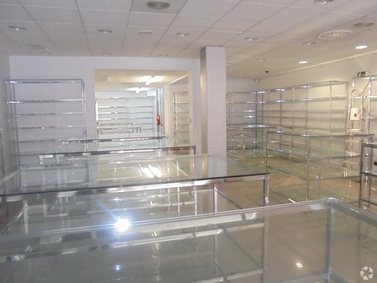 Segovia, SEG 40002 - Unit Puerta L1, Esc. 1 -  - Interior Photo - Image 2 of 6