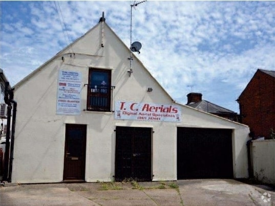 111 Newton Rd, Ipswich for sale - Primary Photo - Image 1 of 1