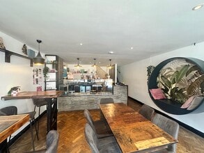 129 Fortess Rd, London to rent Interior Photo- Image 1 of 5