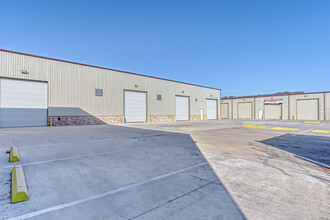 1631 Highway 6 S, Houston, TX for rent Building Photo- Image 2 of 12