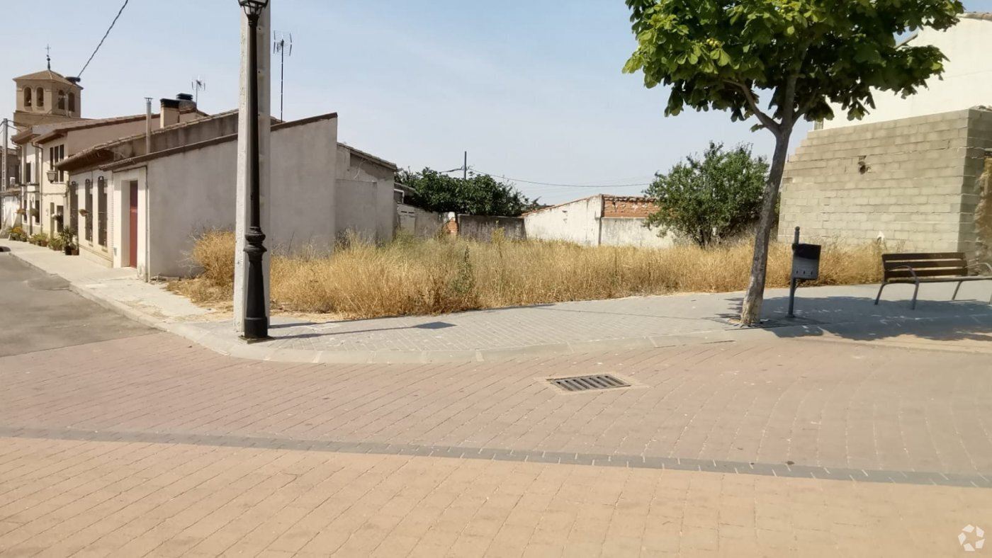 Land in Ribatejada, Madrid for sale Primary Photo- Image 1 of 10