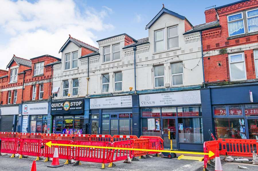 17-21 Whitby Rd, Ellesmere Port for sale Building Photo- Image 1 of 2