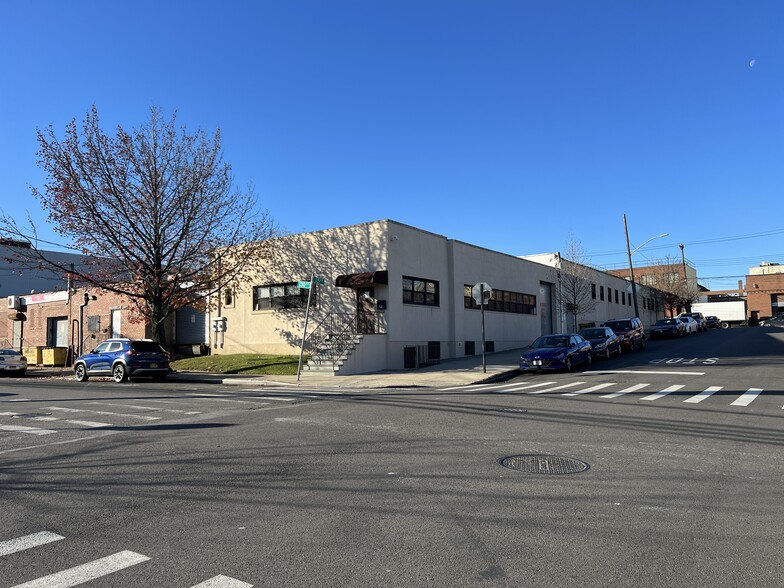 129-02 15 Ave, College Point, NY for sale - Building Photo - Image 1 of 1