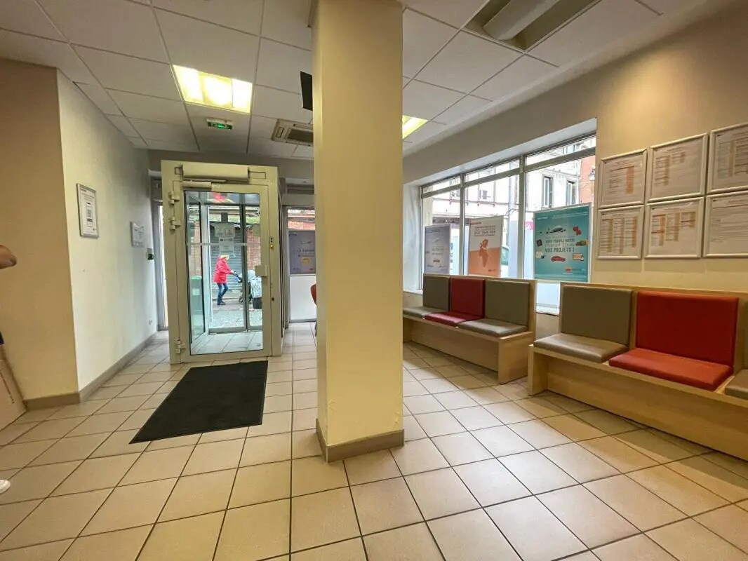 Retail in Toulouse to rent Lobby- Image 1 of 7