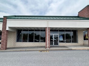 120-132 Old York Rd, New Cumberland, PA for rent Building Photo- Image 1 of 3