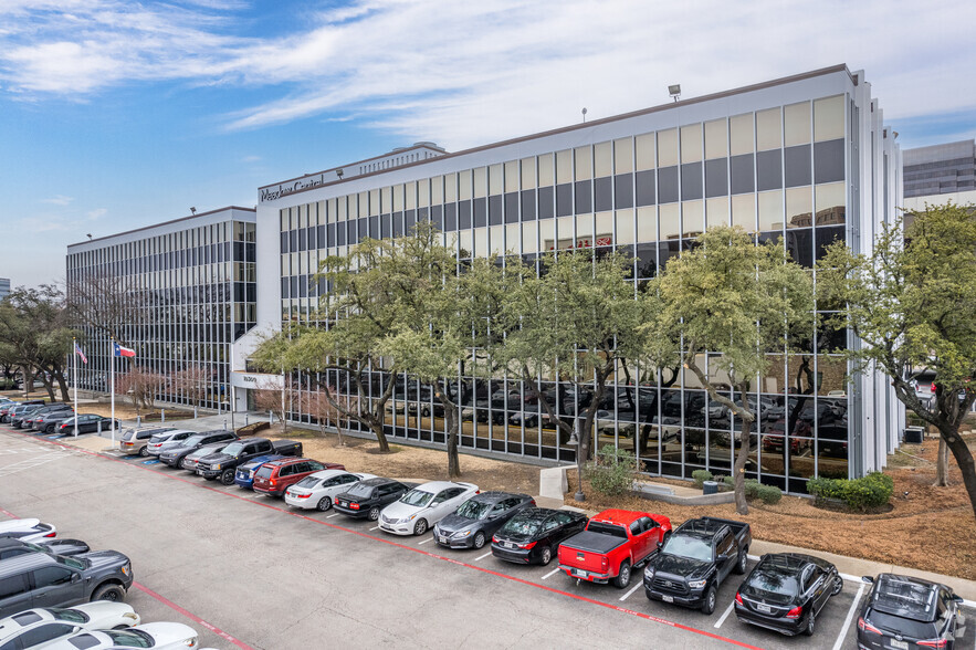 10300 N Central Expy, Dallas, TX for rent - Building Photo - Image 1 of 16