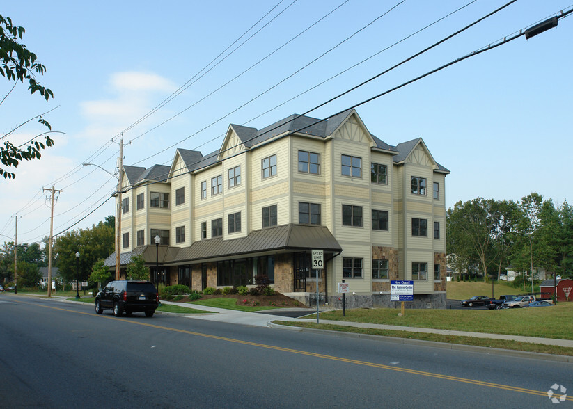 120 West Ave, Saratoga Springs, NY for sale - Building Photo - Image 2 of 49