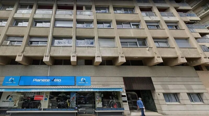 Location Bureaux 56 m² - Photo 1
