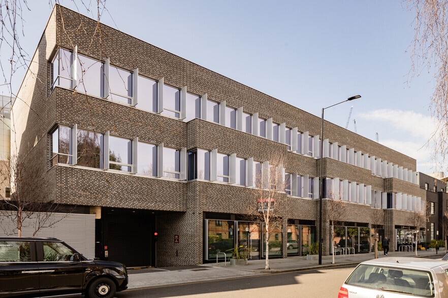 99-111 Freston Rd, London to rent - Primary Photo - Image 1 of 2