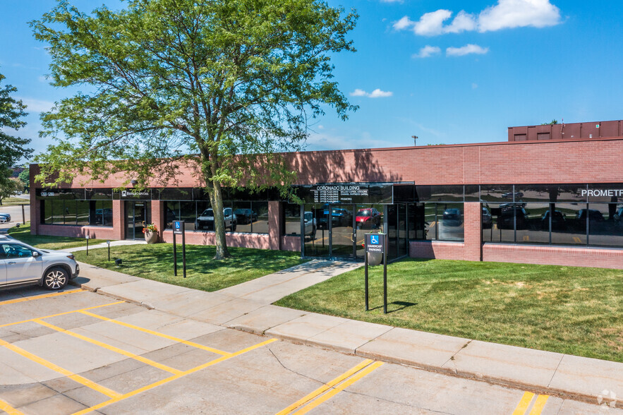 1200-1280 Office Plaza Dr, West Des Moines, IA for rent - Building Photo - Image 2 of 5