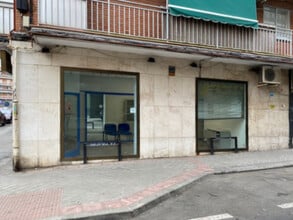 Retail in Madrid, Madrid to rent Interior Photo- Image 2 of 14