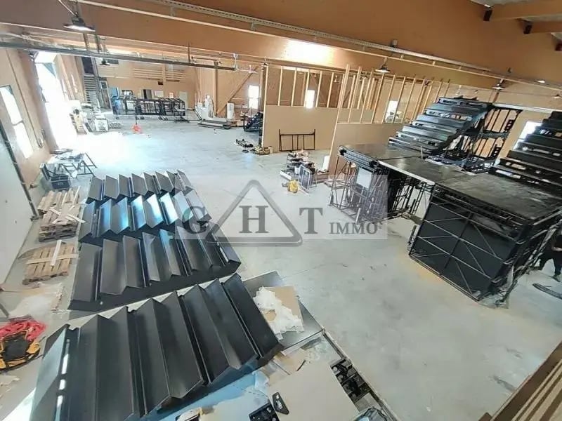 Industrial in Herblay-sur-Seine for sale Interior Photo- Image 1 of 5