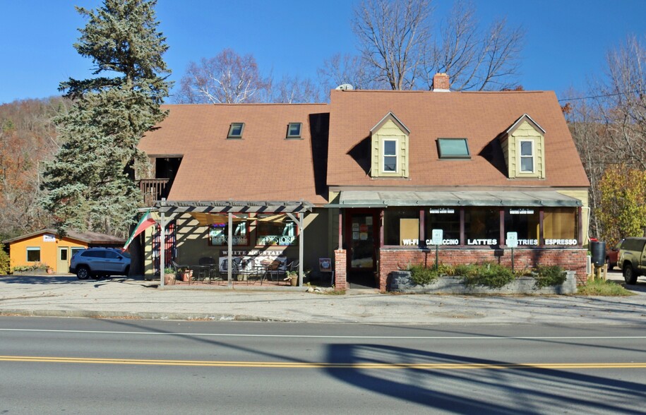 212 Main St, Gorham, NH for sale - Building Photo - Image 1 of 1