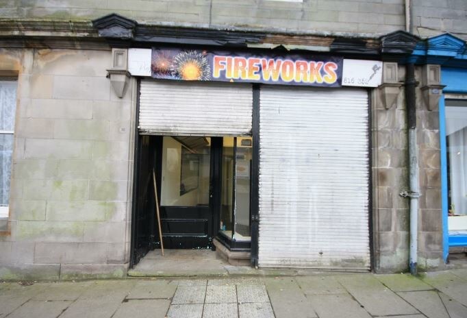 30 East Main St, Uphall for sale Primary Photo- Image 1 of 1