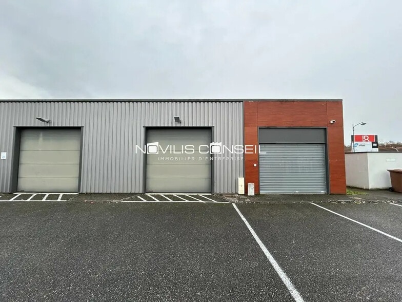 Light Industrial in Montrabé to rent - Building Photo - Image 1 of 7