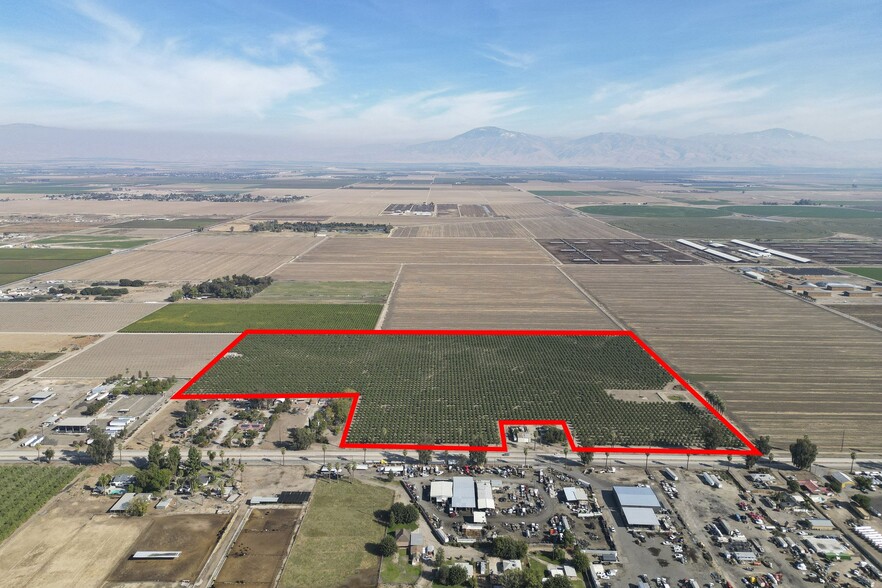 Union, Bakersfield, CA for sale - Primary Photo - Image 1 of 1