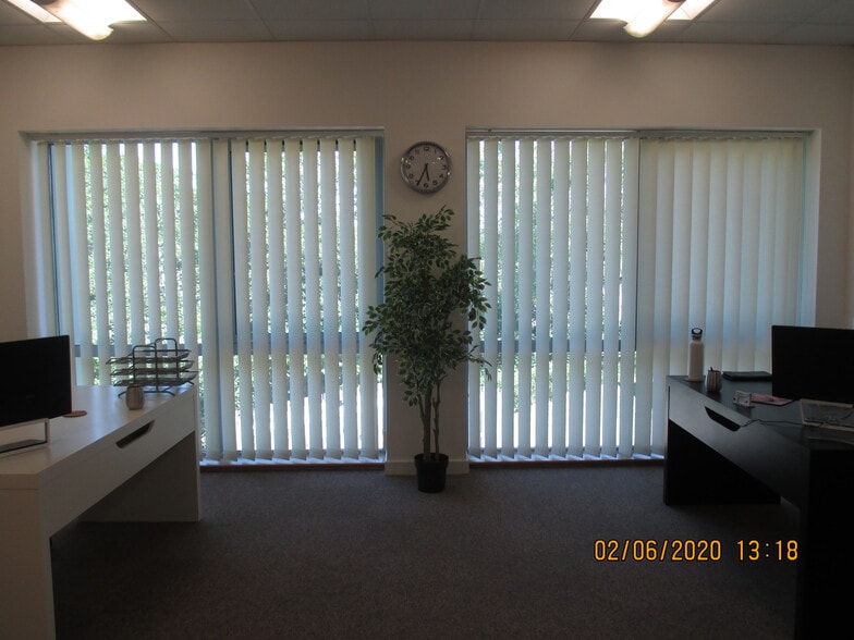 Festival Dr, Ebbw Vale to rent - Interior Photo - Image 3 of 6