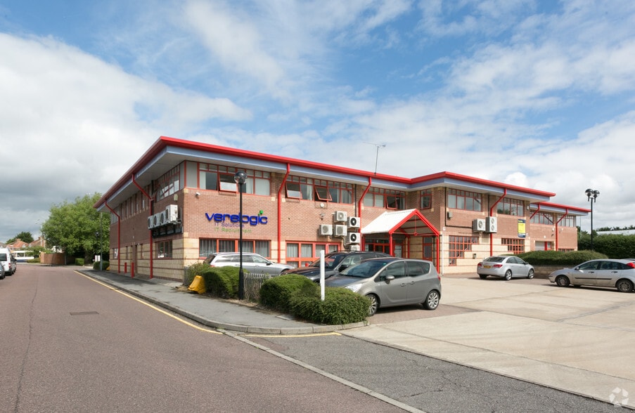 Shrivenham Rd, Swindon for sale - Primary Photo - Image 1 of 1