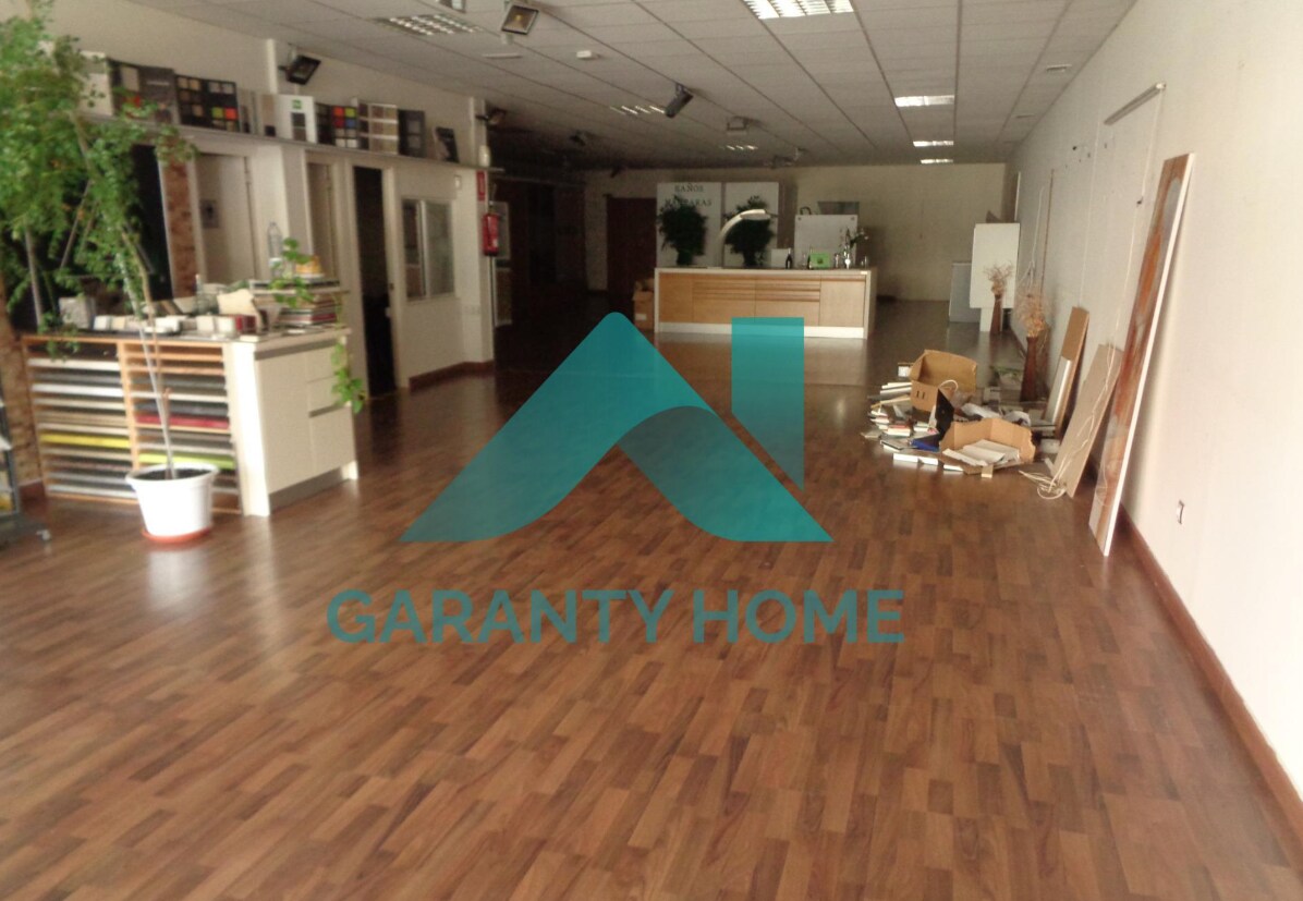 Industrial in Cáceres, Cáceres to rent Interior Photo- Image 1 of 8