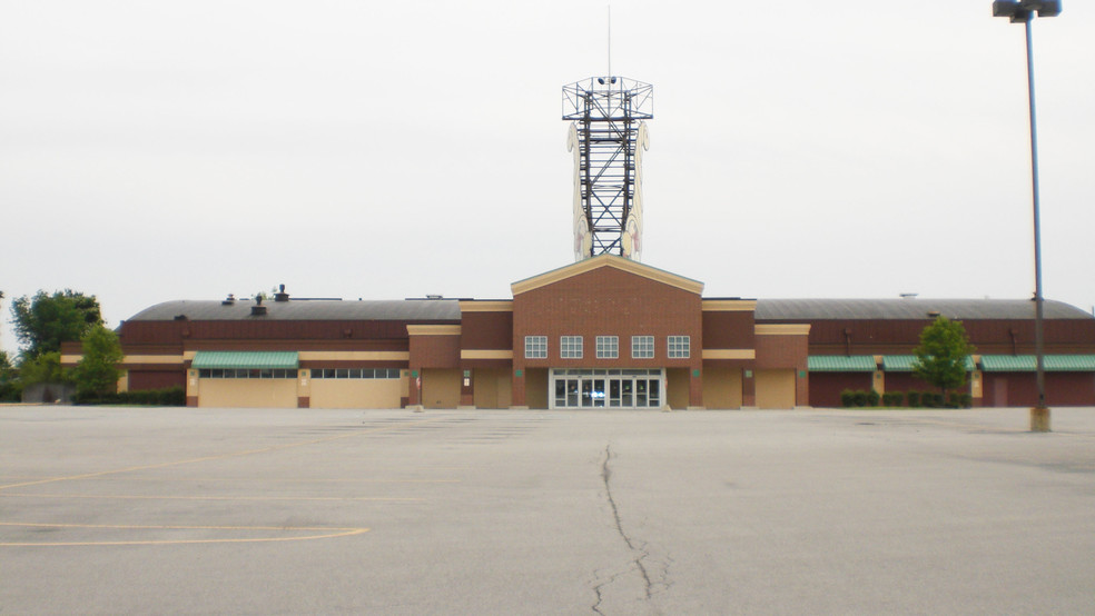 5300 Decatur Rd, Fort Wayne, IN for sale - Primary Photo - Image 1 of 1