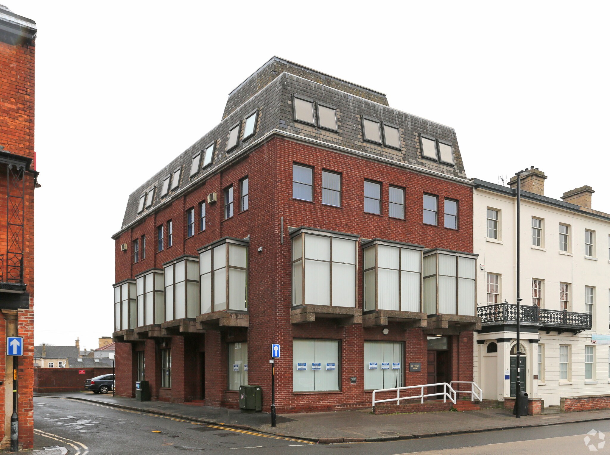 6-7 St. Peters Hl, Grantham for sale Primary Photo- Image 1 of 1