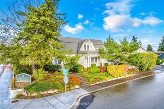 3731 Colby Ave, Everett, WA for rent Building Photo- Image 1 of 39