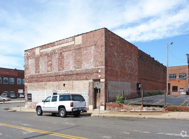 1818 Wyandotte St, Kansas City, MO for rent - Building Photo - Image 2 of 8