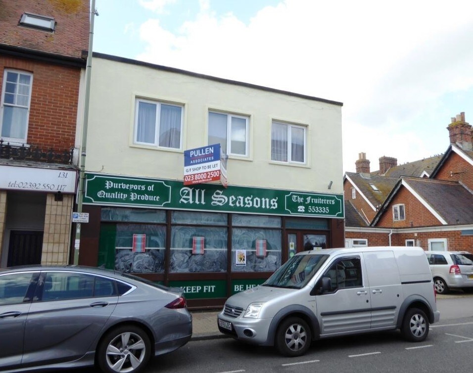 135-135B High St, Lee On The Solent for sale Building Photo- Image 1 of 1