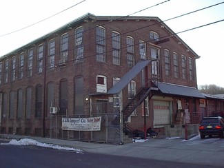 More details for 104 Gray St, Paterson, NJ - Industrial for Rent