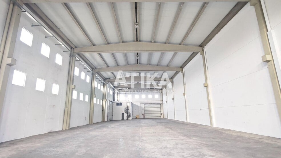 Industrial in Ontinyent, Valencia to rent - Interior Photo - Image 1 of 20