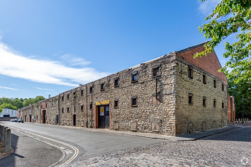 15 Willway St, Bristol to rent - Primary Photo - Image 1 of 3