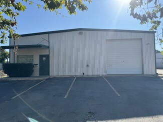 More details for 9044 Long Point Rd, Houston, TX - Industrial for Rent