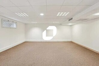 9 Bis Rue Delerue, Montrouge to rent Interior Photo- Image 1 of 2