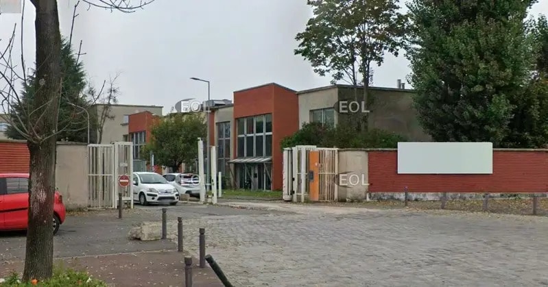 Office in La Courneuve to rent Building Photo- Image 1 of 2