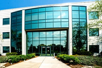 18927 Hickory Creek Dr, Mokena, IL to rent Interior Photo- Image 2 of 29