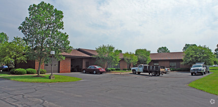 8255 Yankee St, Dayton, OH for sale Primary Photo- Image 1 of 1