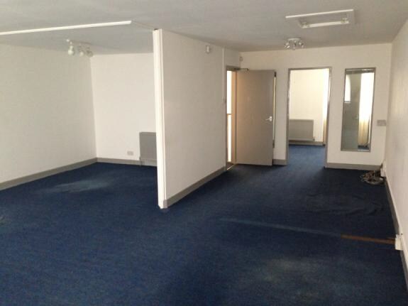 Billington Rd, Burnley to rent - Interior Photo - Image 3 of 5