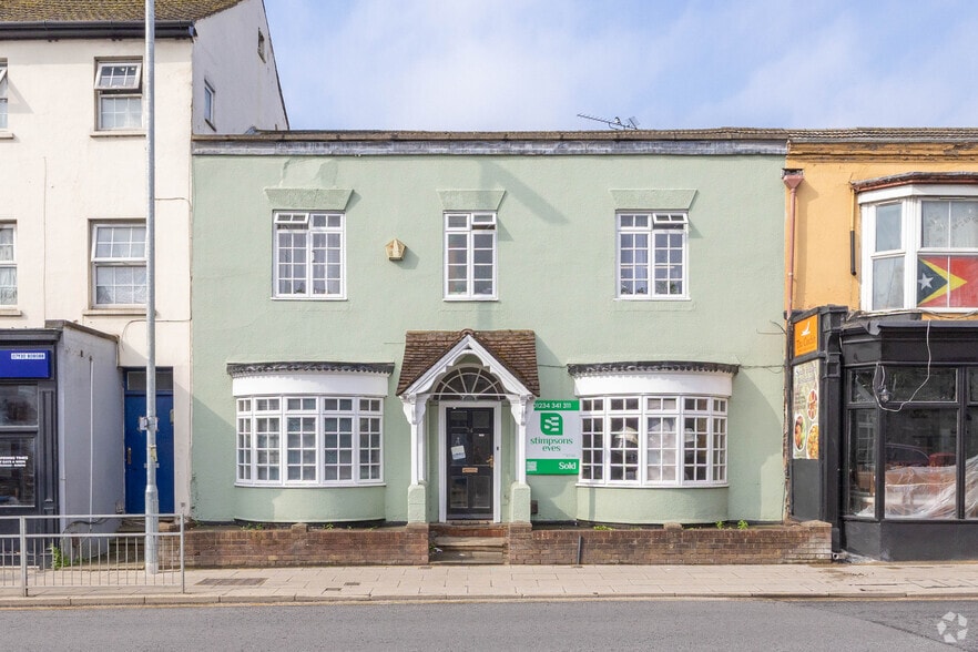 74 Tavistock St, Bedford for sale - Building Photo - Image 2 of 2