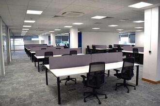Park Ave, Almondsbury to rent Interior Photo- Image 1 of 4