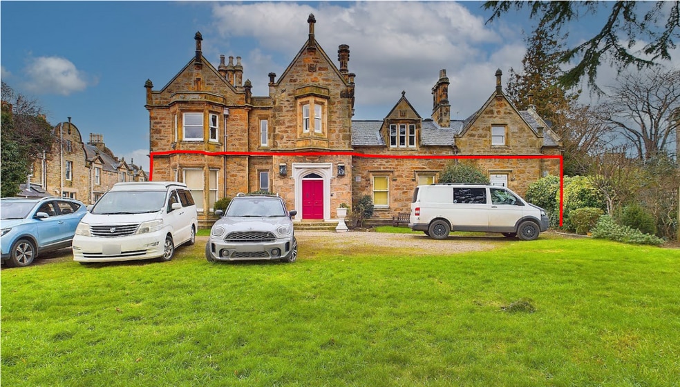 12 Institution Rd, Elgin for sale - Primary Photo - Image 1 of 5