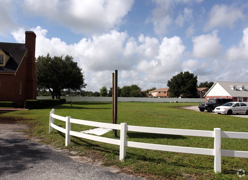 Williamsburg Sq, Lakeland, FL for sale - Building Photo - Image 3 of 5