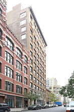 209 W 19th St, New York, NY for rent Building Photo- Image 1 of 5