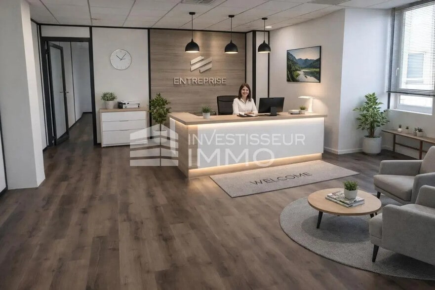 Office in Ris-Orangis to rent - Interior Photo - Image 1 of 3