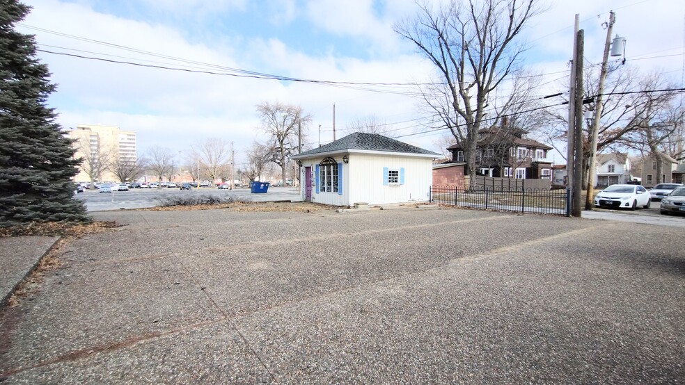 926 S 7th St, Springfield, IL for sale - Building Photo - Image 2 of 8