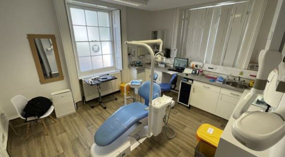 21 Market Hl, Southam to rent - Interior Photo - Image 3 of 8