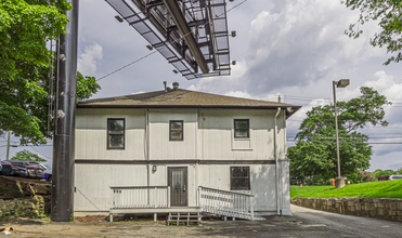 1770 NW Howell Mill Rd, Atlanta, GA for rent Building Photo- Image 1 of 10